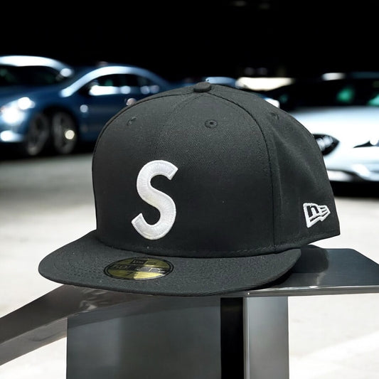 SUPREME WORLD FAMOUS EXCLUSIVA