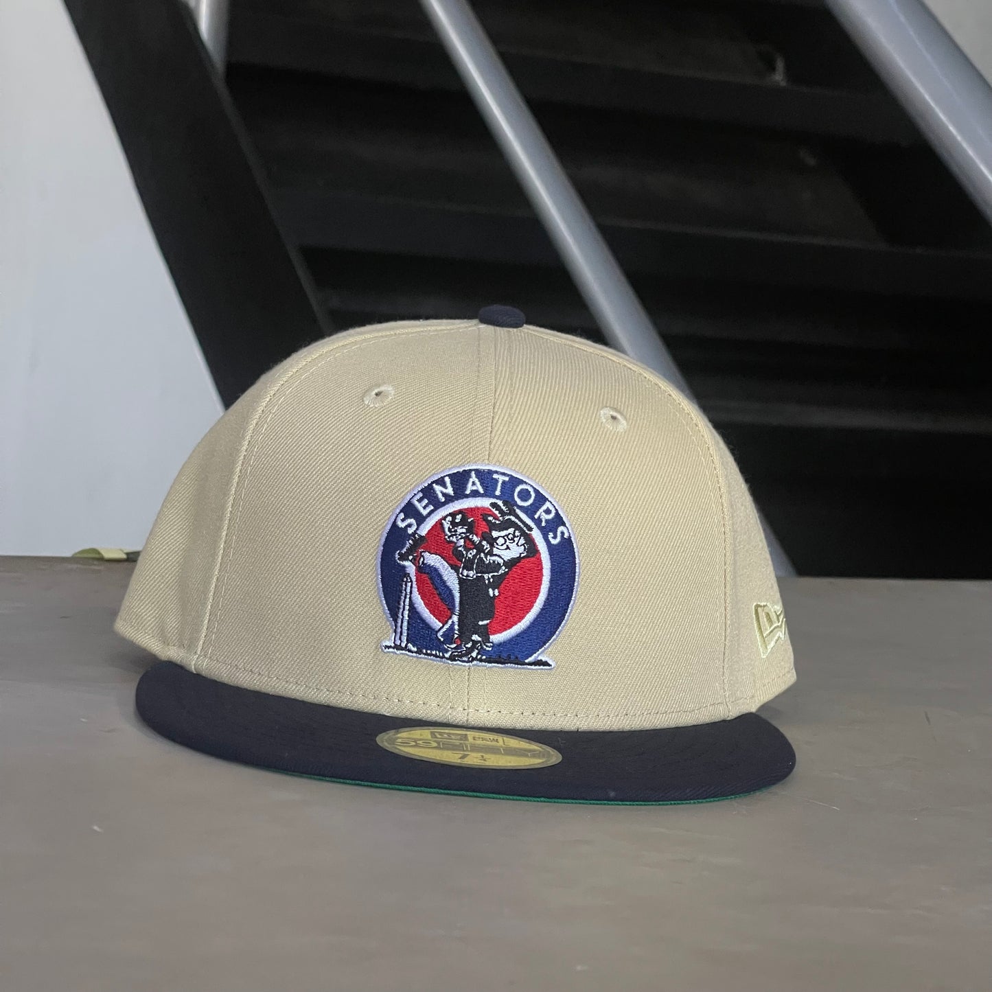 VINTAGE SENATORS EXCLUSIVA