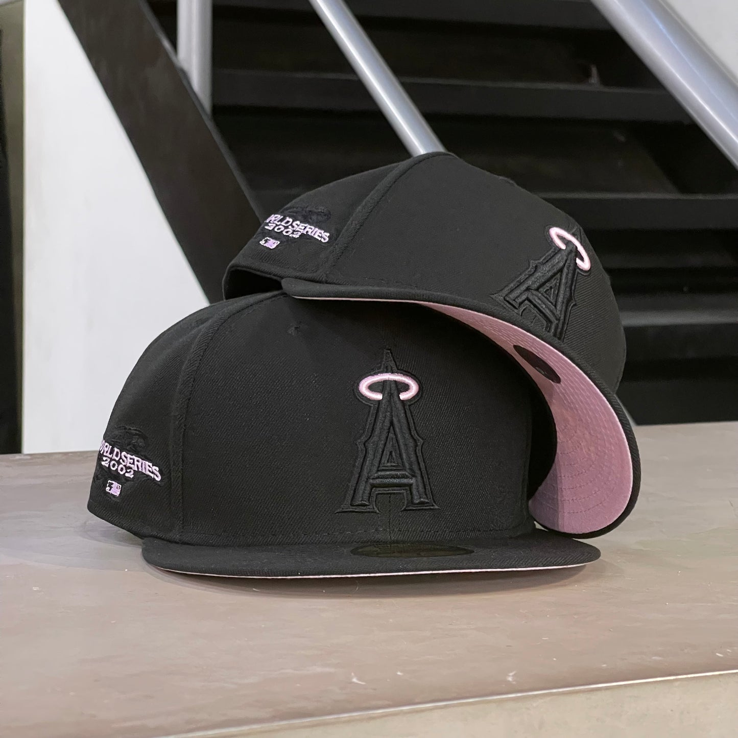ANAHEIM ANGELS 2002 WORLD SERIES PINK EXCLUSIVA