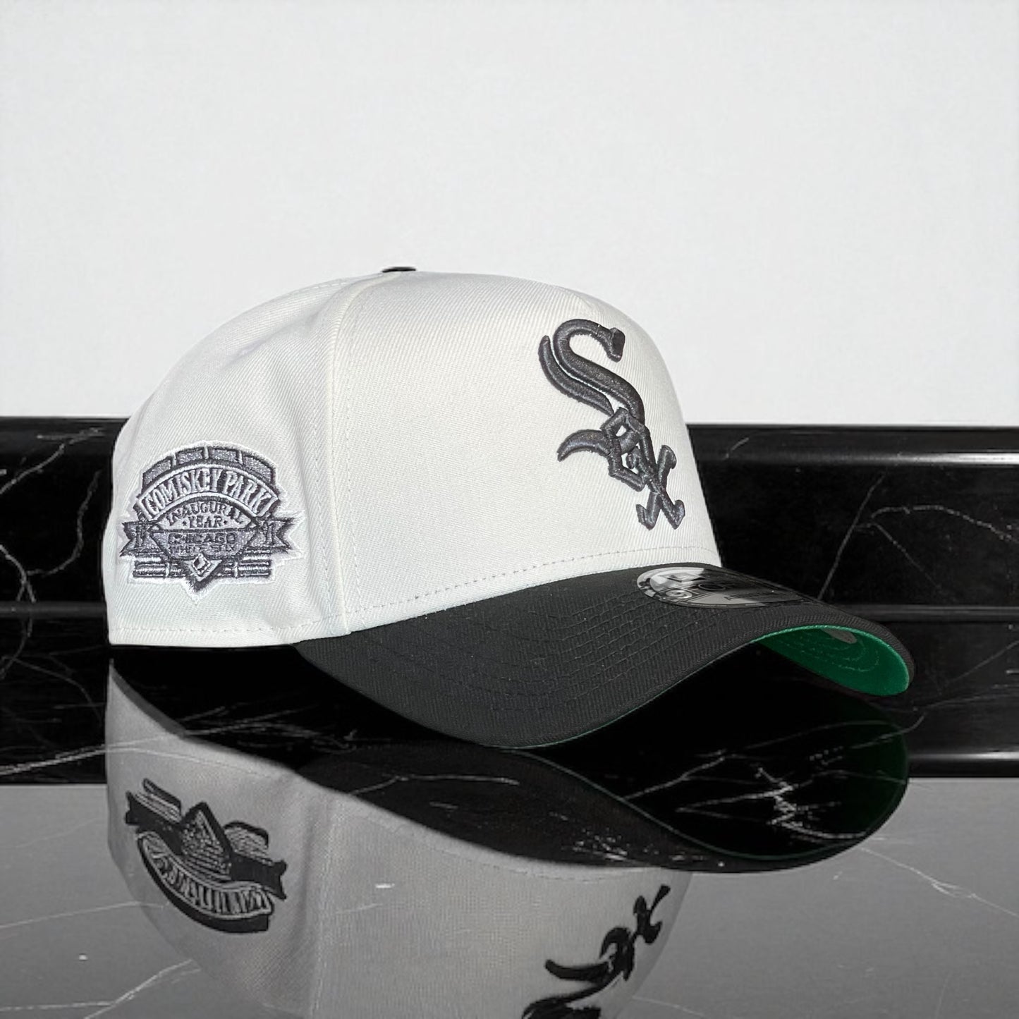 CHICAGO WHITE SOX COMISKEY PARK INAUGURAL YEAR 9FORTY AJUSTABLE