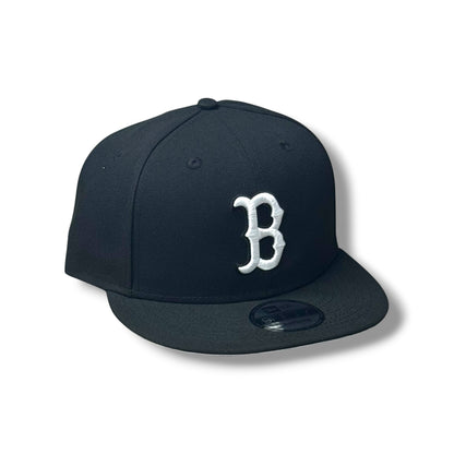 BOSTON RED SOX BLACK & WHITE AJUSTABLE