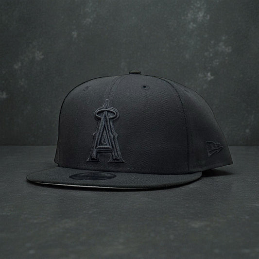 ANAHEIM ANGELS BLACKOUT CLÁSICA AJUSTABLE