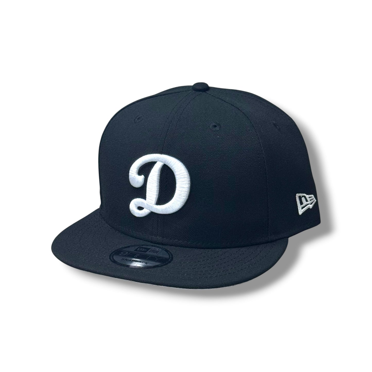 DODGERS BLACK & WHITE AJUSTABLE