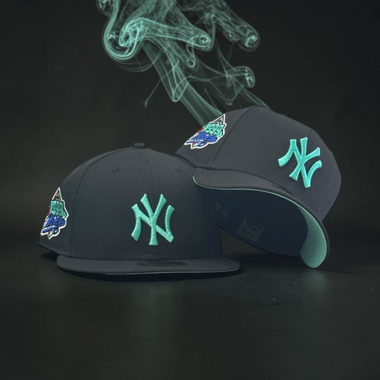 NEW YORK YANKEES 1999 MINT WORLD SERIES EXCLUSIVA