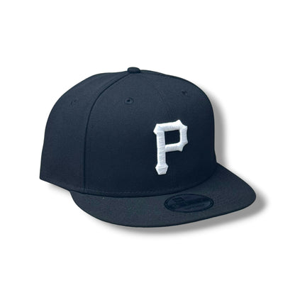 PITTSBURGH PIRATES BLACK & WHITE AJUSTABLE