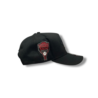 ARIZONA DIAMONDBACKS BLACKOUT UV ROJO A-FRAME AJUSTABLE