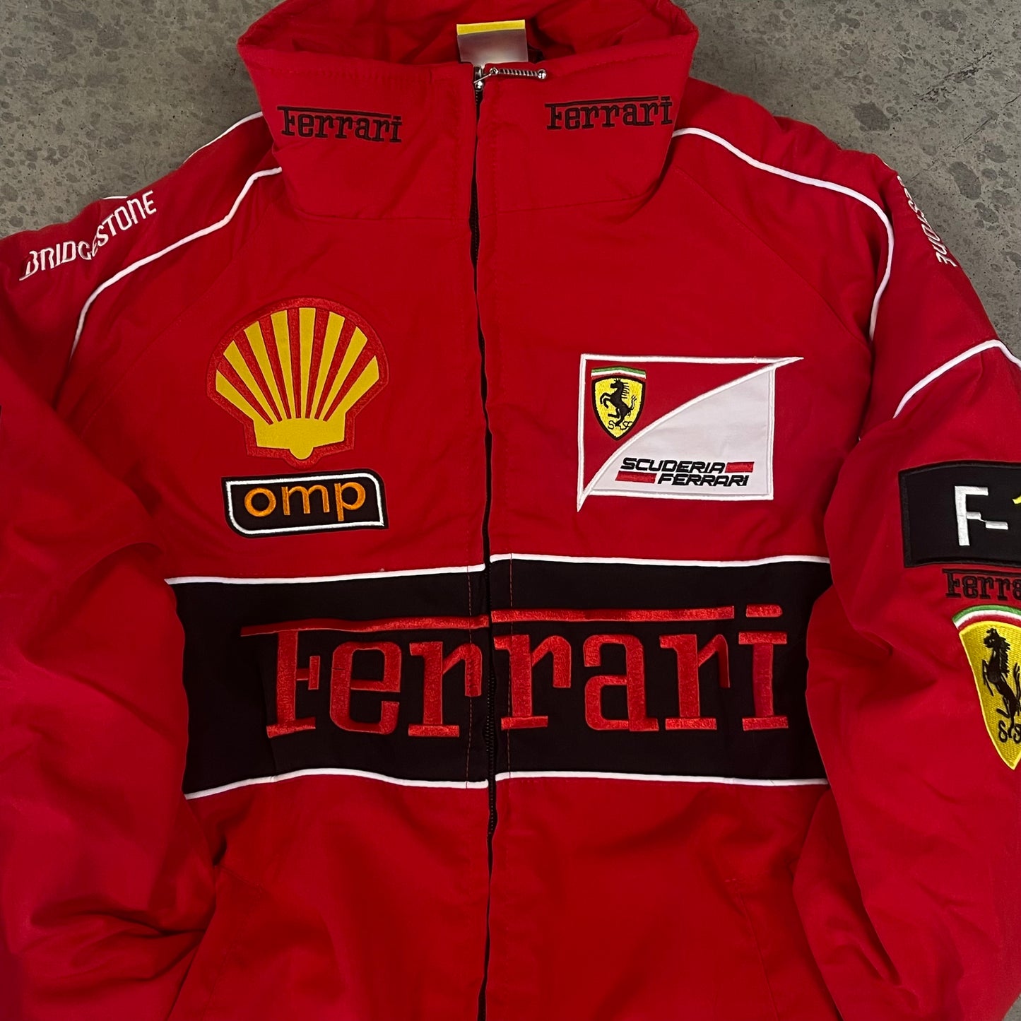 CHAQUETA FERRARI COLOR ROJO