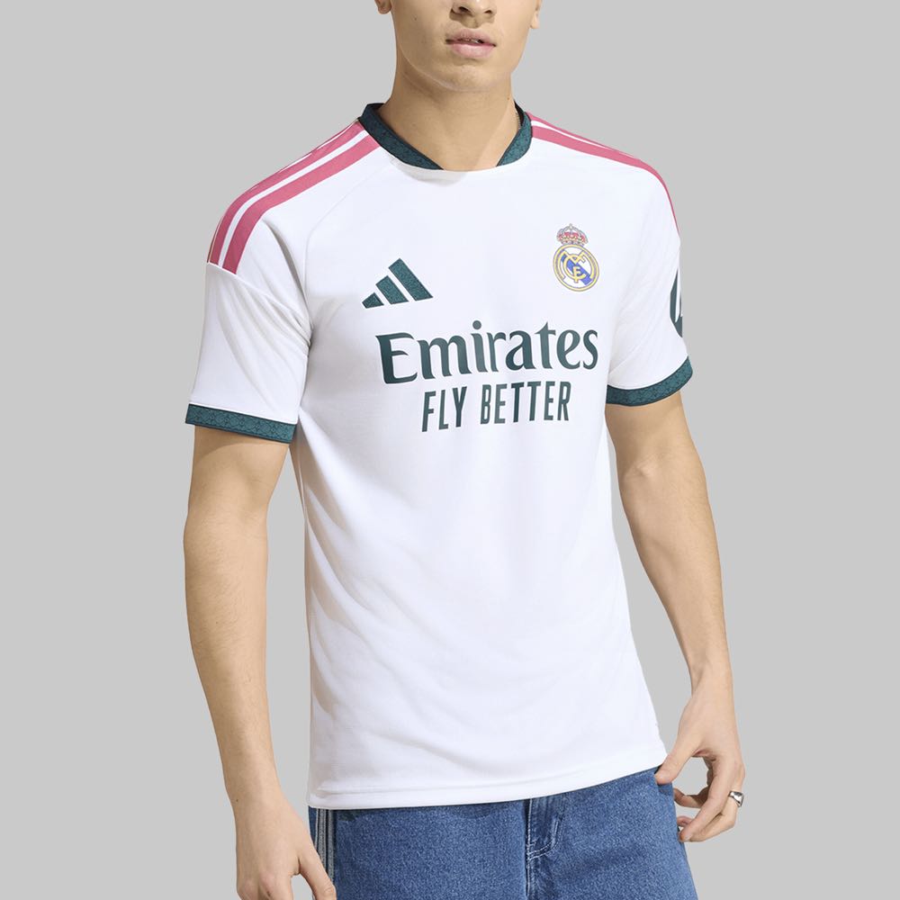 JERSEY REAL MADRID 2027 VERSIÓN FAN