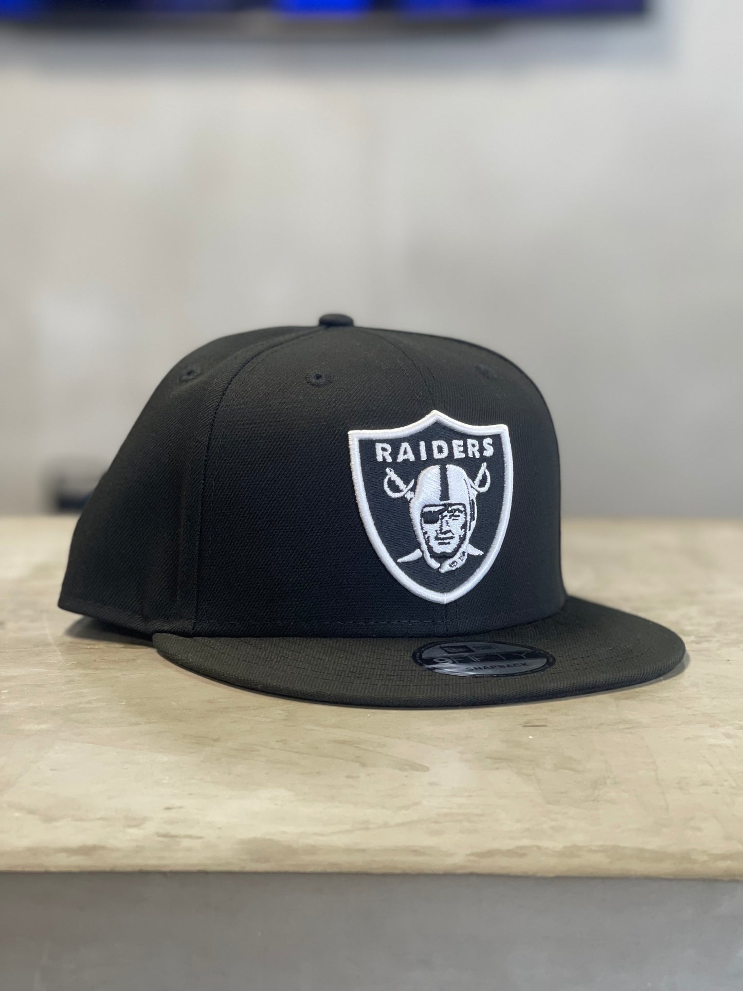 RAIDERS BLACK & WHITE CLÁSICA