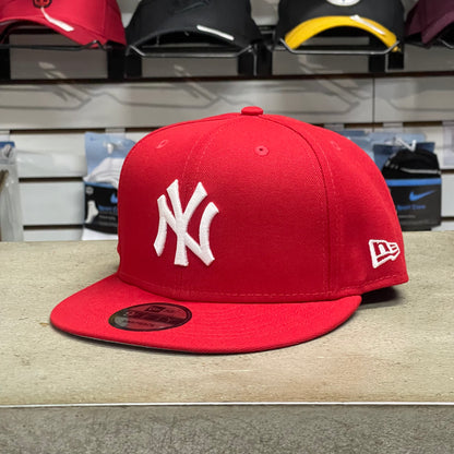 NEW YORK YANKEES ROJO CLÁSICA AJUSTABLE