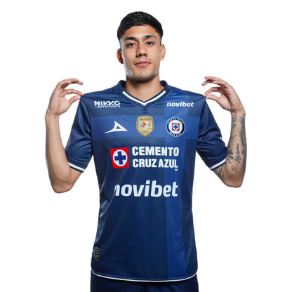JERSEY CRUZ AZUL ALTERANTIVA CON PARCHE DE CAMPEÓN