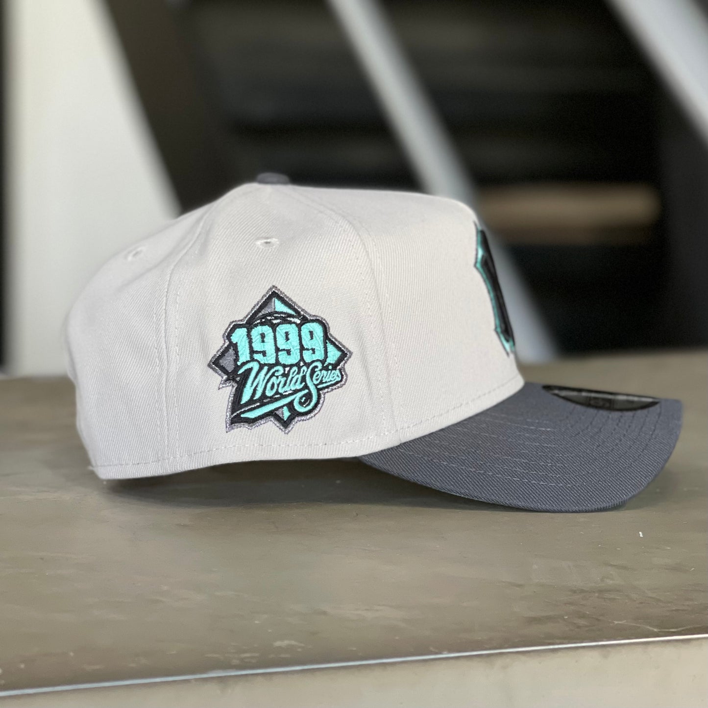 NEW YORK YANKEES OFF WHITE MINT UV 9FORTY AJUSTABLE
