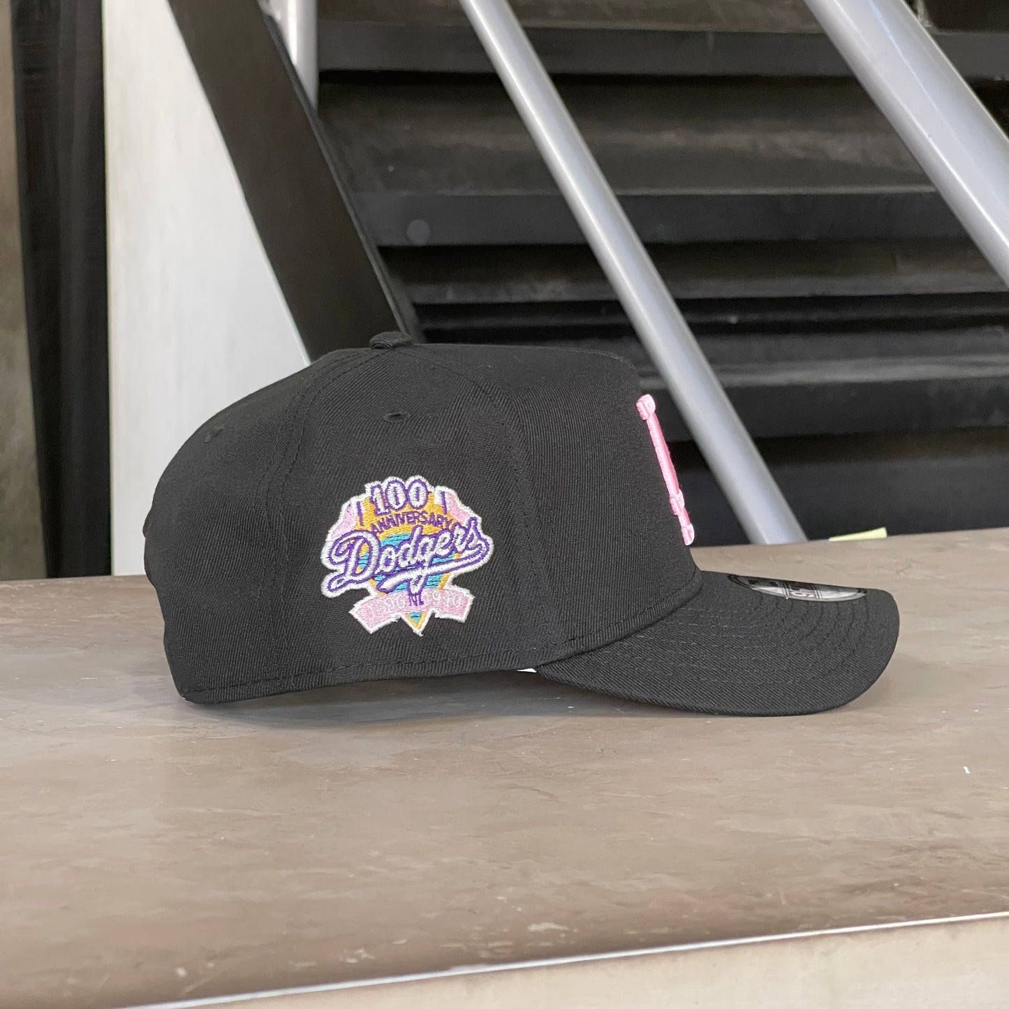 LOS ÁNGELES DODGERS 100 ANNIVERSARY PINK 9FORTY AJUSTABLE