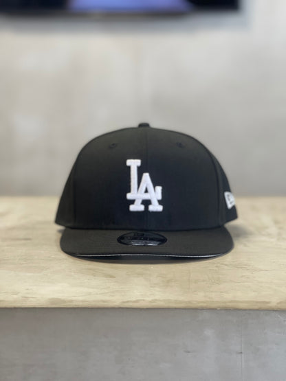 LA DODGERS BLACK & WHITE CLÁSICA