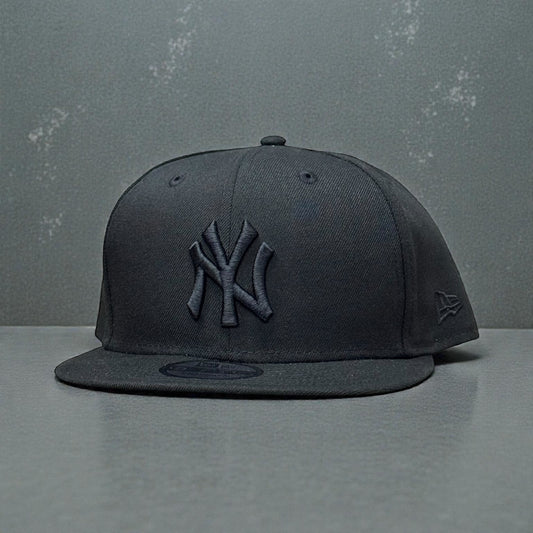 NEW YORK YANKEES BLACKOUT CLÁSICA AJUSTABLE