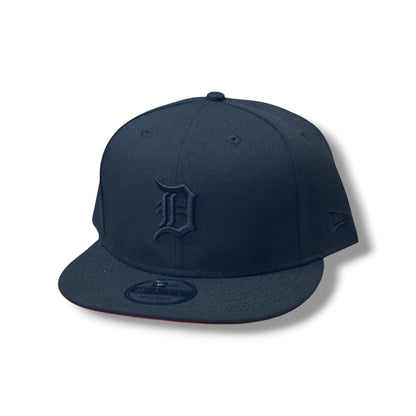 DETROIT TIGERS BLACKOUT ROJO AJUSTABLE