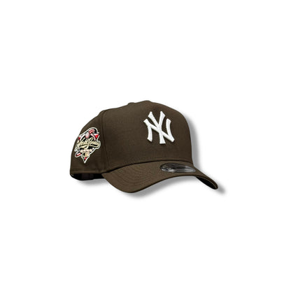 NEW YORK YANKEES 2002 WS CAFE A-FRAME AJUSTABLE