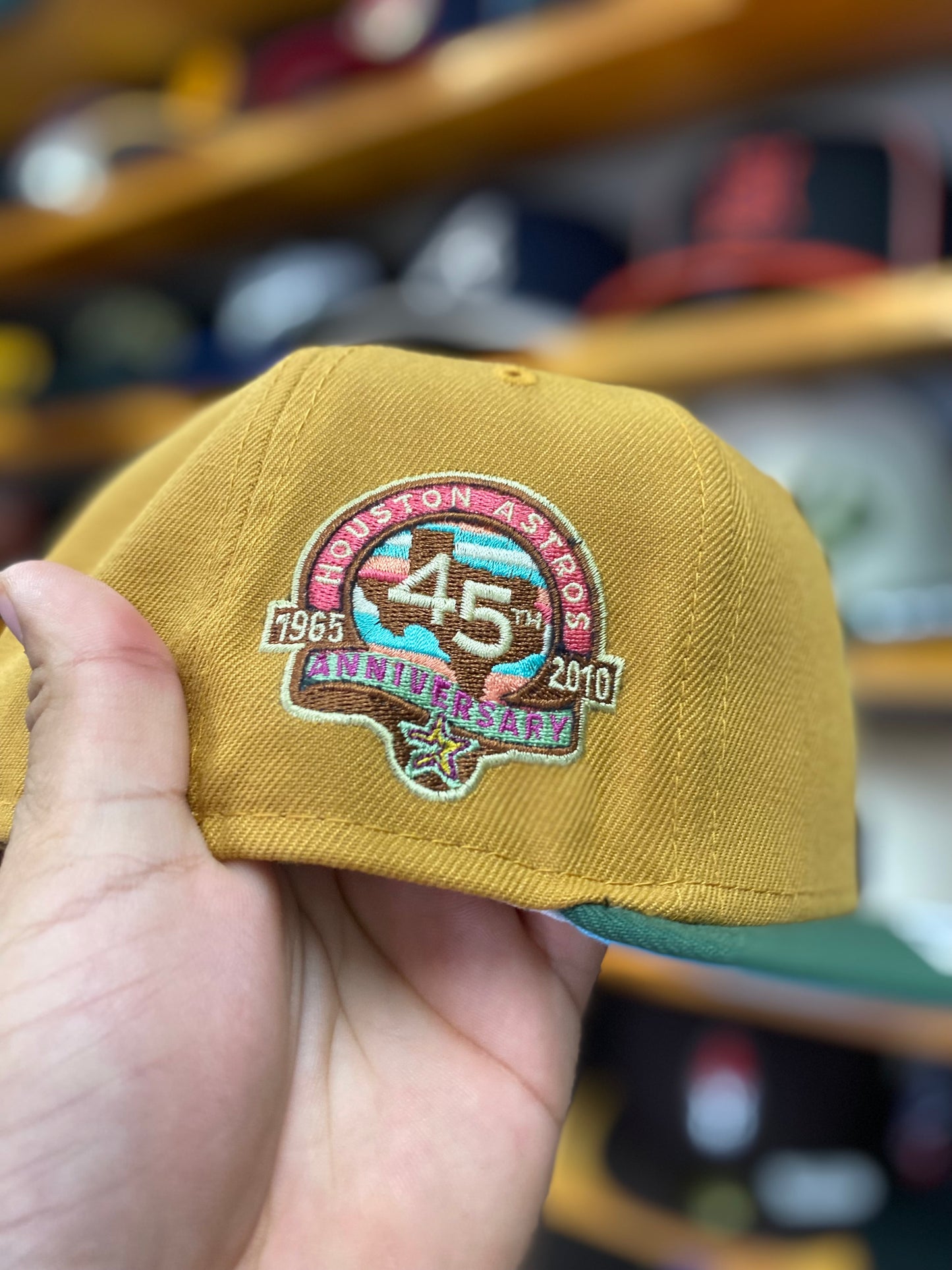 ASTROS 45TH ANNIVERSARY EXCLUSIVA