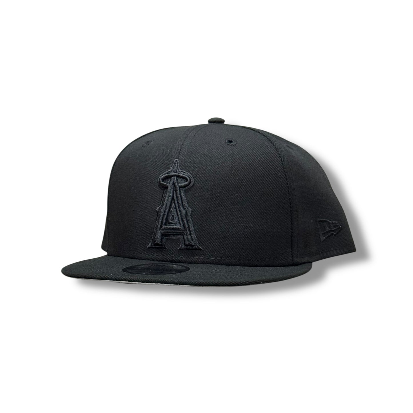 ANAHEIM ANGELS BLACKOUT CLÁSICA AJUSTABLE