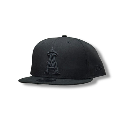 ANAHEIM ANGELS BLACKOUT CLÁSICA AJUSTABLE