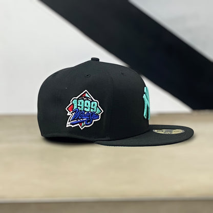 NEW YORK YANKEES 1999 MINT WORLD SERIES