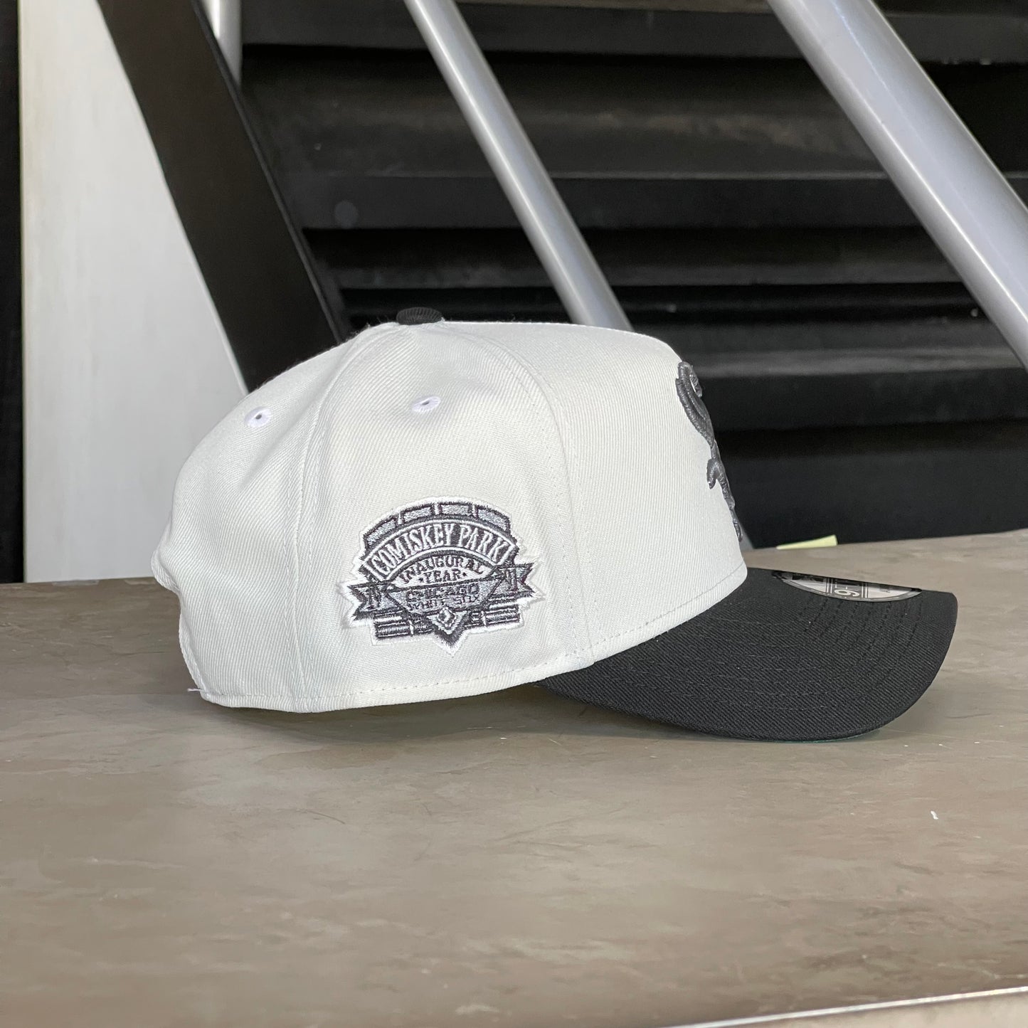 CHICAGO WHITE SOX COMISKEY PARK INAUGURAL YEAR 9FORTY AJUSTABLE