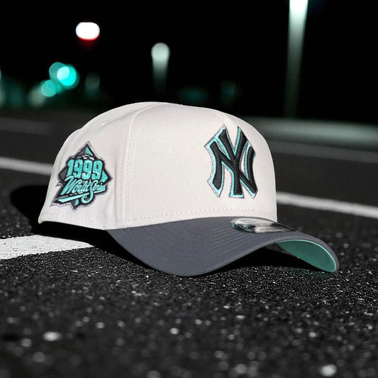 NEW YORK YANKEES OFF WHITE MINT UV 9FORTY AJUSTABLE